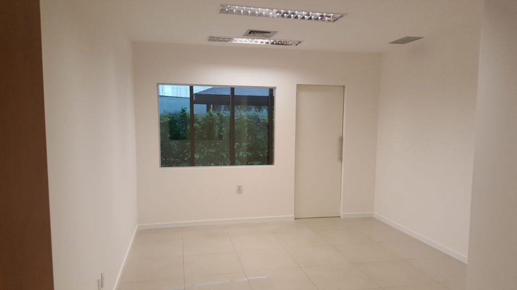 Venda de Sala de 33m² no Hangar  Business Park em Salvador