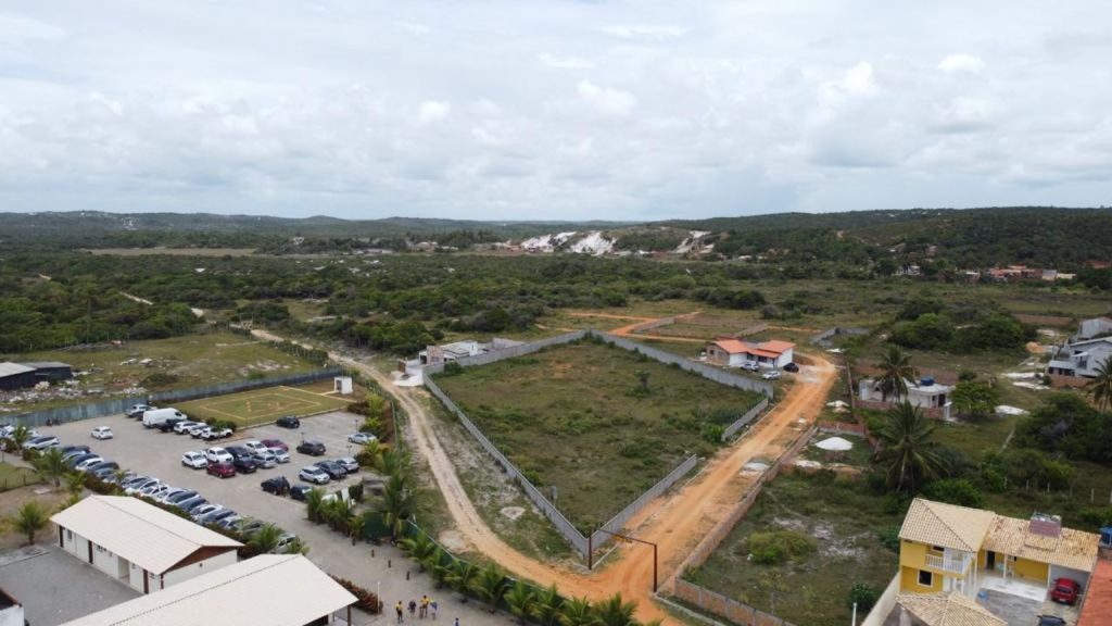 Terreno a venda para investidor na Praia de Subaúma Terreno a venda para investidor na Praia de Subaúma