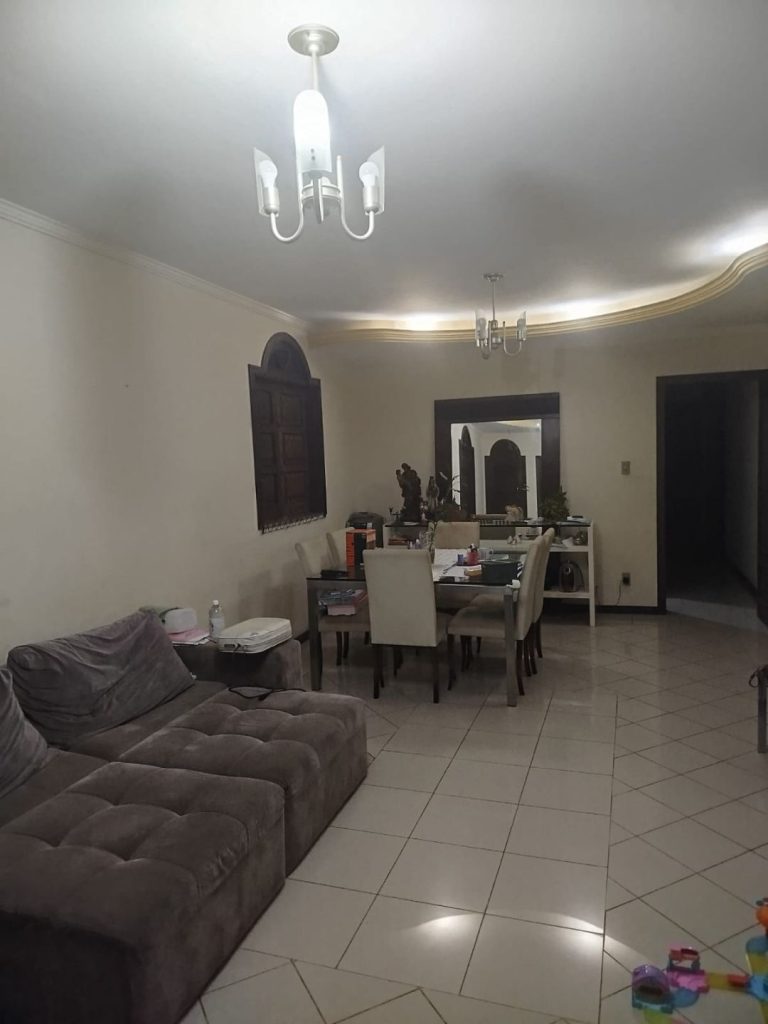 Apartamento de 200m² à Venda em Cruz das Almas – Próximo ao Centro Apartamento de 200m² à Venda em Cruz das Almas – Próximo ao Centro