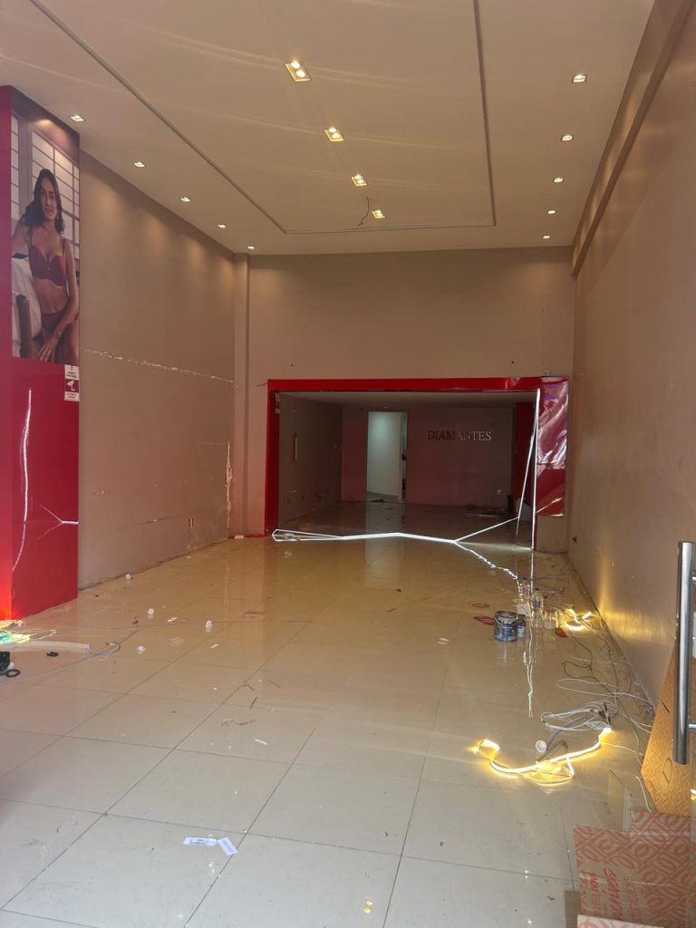 Alugo Loja comercial de 94 metros na Calçada em Salvador