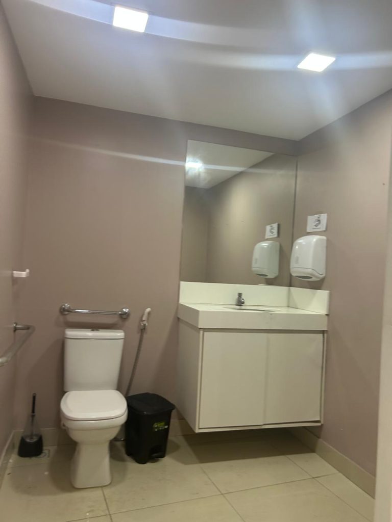 Alugo Loja comercial de 94 metros na Calçada em Salvador